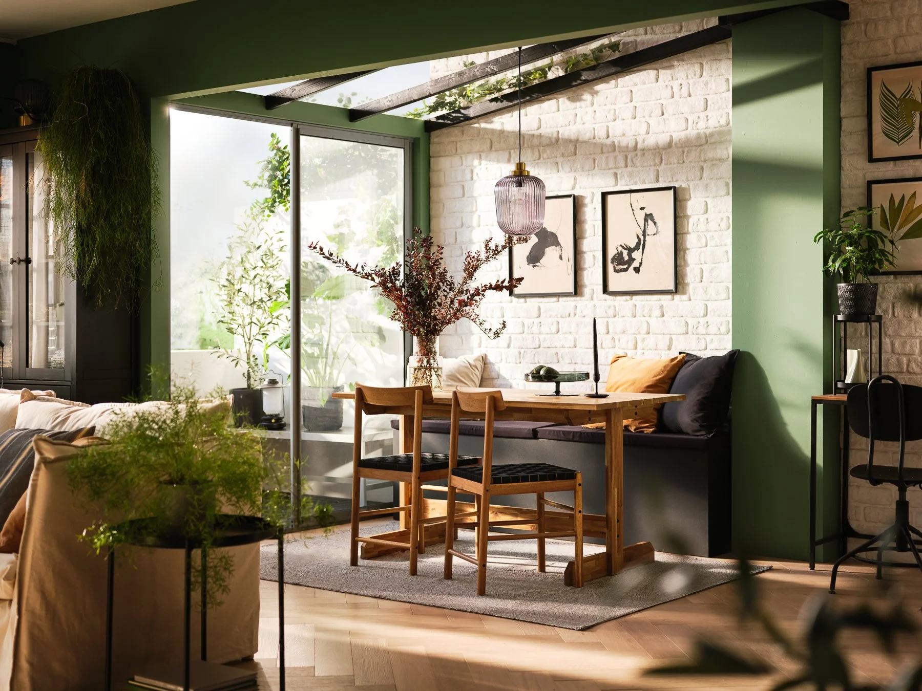 IKEA JARLOSA(イェルローサ) 北欧／ミッドセンチュリー／ポストモダン Stepping Into Cozy Season with IKEA — CARMEON HAMILTON